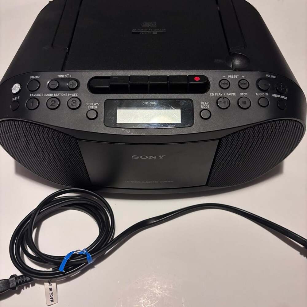 Sony CFD-S70 CD/Cassette Boombox with Radio Black Mega Bass Battery-Powered